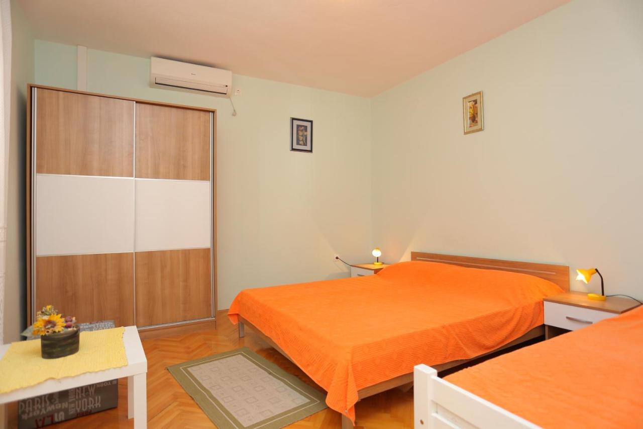 Apartments By The Sea Mimice, Omis - 18149 Εξωτερικό φωτογραφία