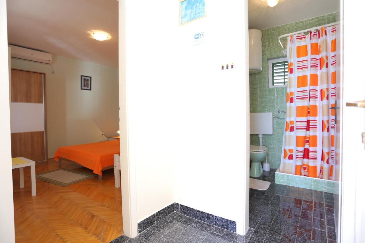 Apartments By The Sea Mimice, Omis - 18149 Εξωτερικό φωτογραφία